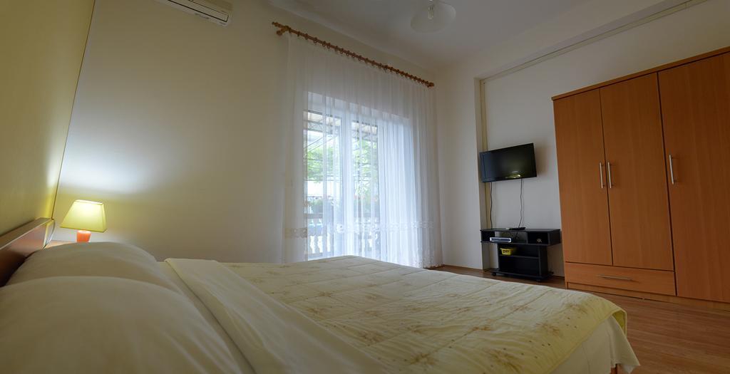 Apartments "Ruza" Vodice Zewnętrze zdjęcie
