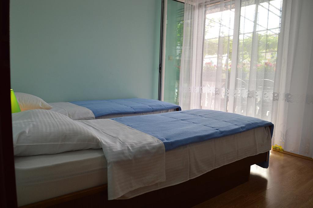 Apartments "Ruza" Vodice Zewnętrze zdjęcie