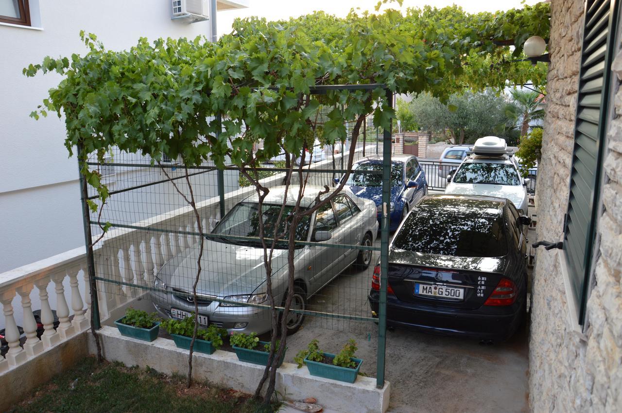 Apartments "Ruza" Vodice Zewnętrze zdjęcie